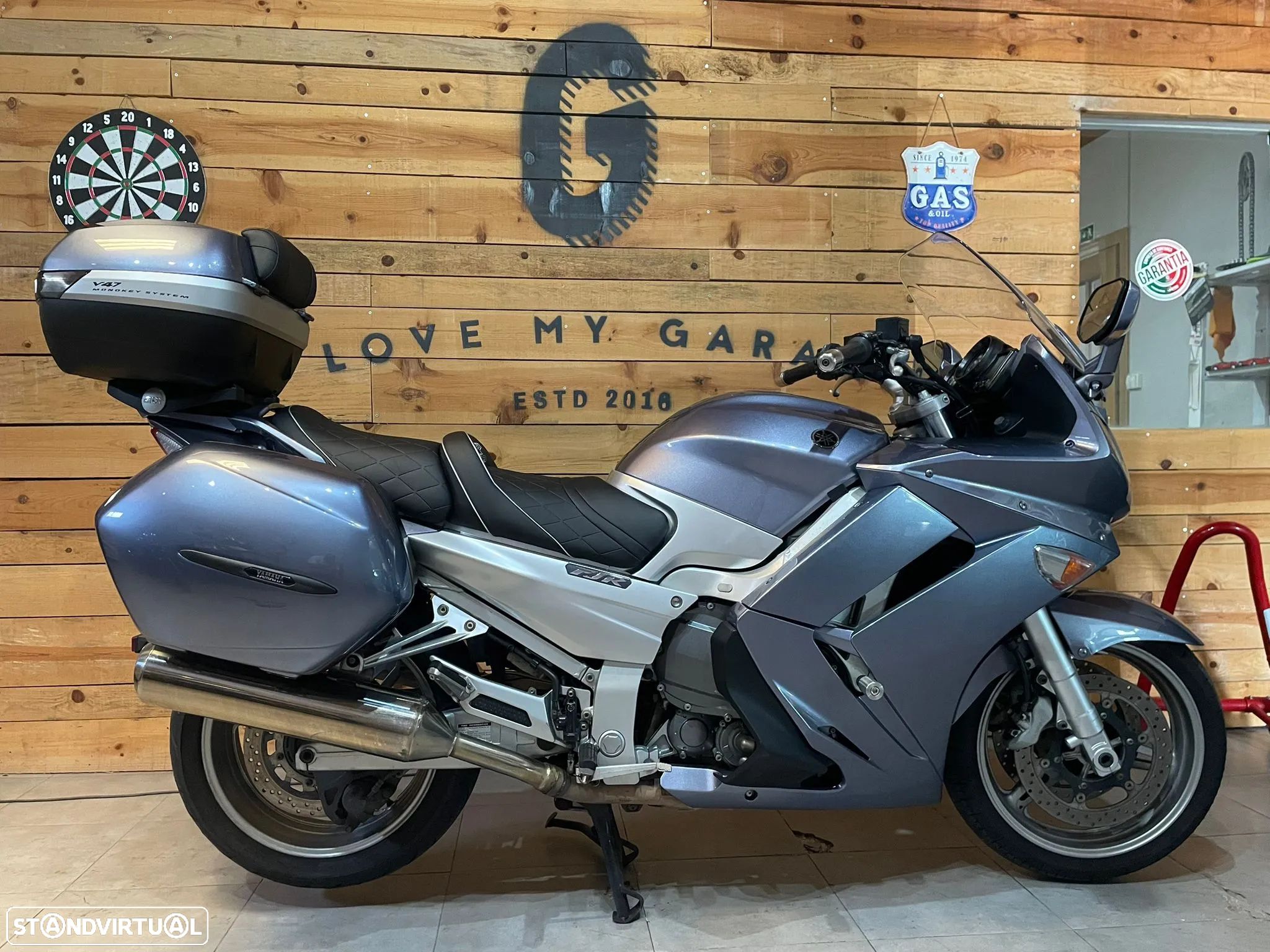 Yamaha FJR - 1