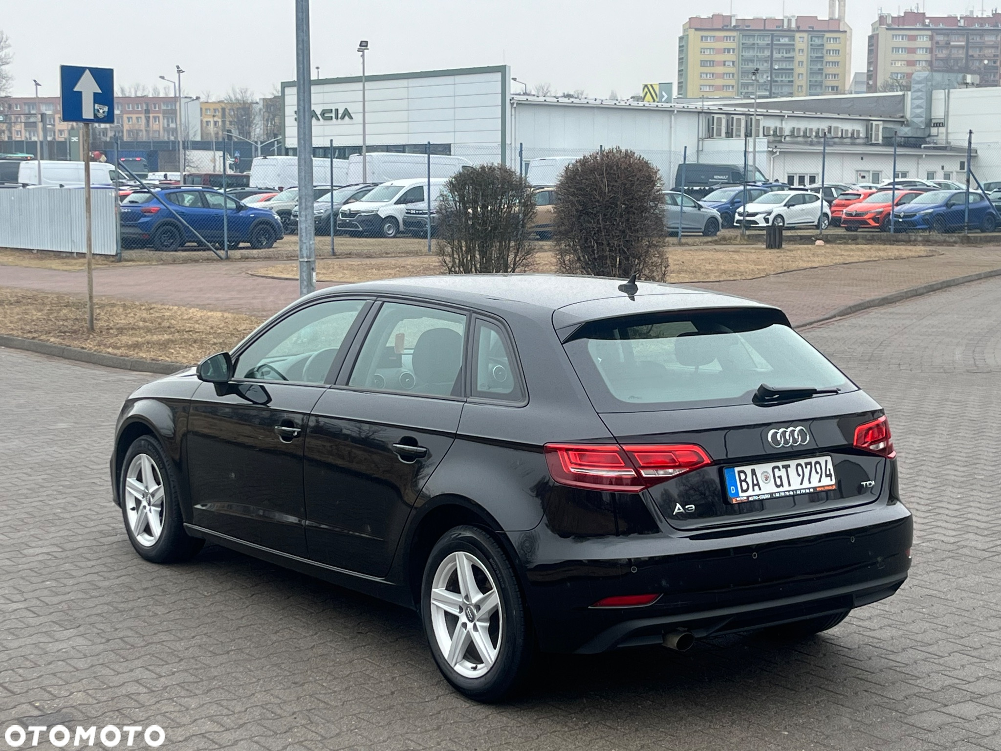 Audi A3 1.6 TDI Sportback S tronic - 5