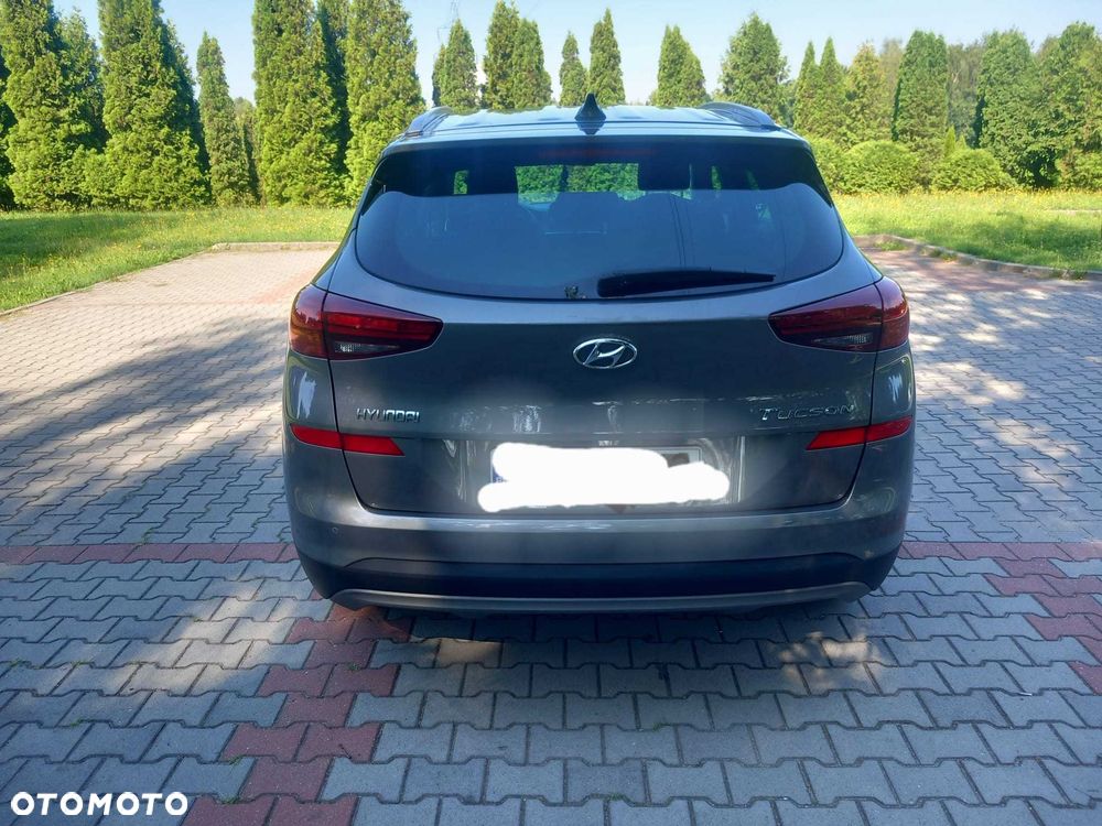 Hyundai Tucson - 2