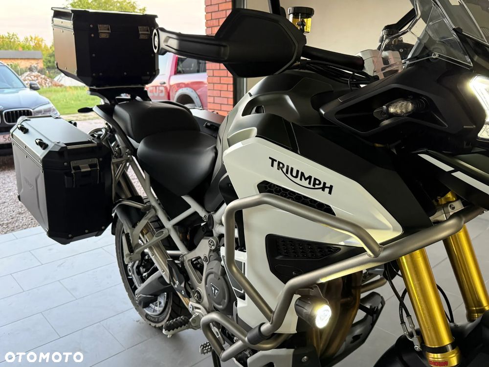 Triumph Tiger - 28