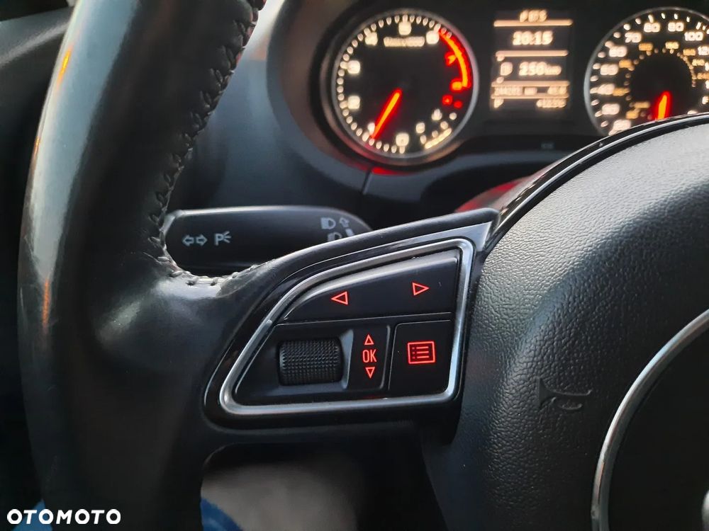 Audi A3 Limousine 1.8 TFSI Ambiente S tronic - 25