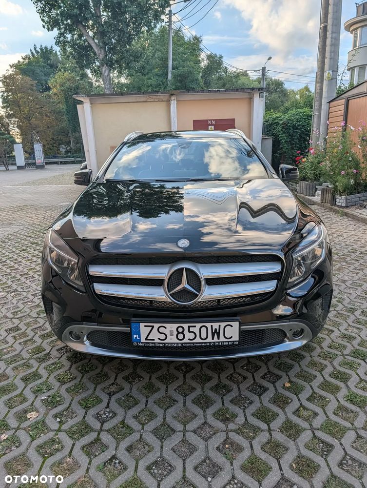 Mercedes-Benz GLA 250 7G-DCT UrbanStyle Edition - 2
