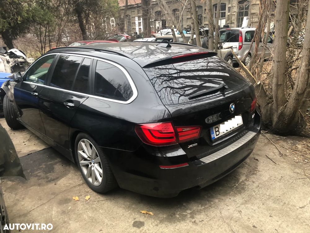 Dezmembrez Bmw Seria 5 F11 F10 530 Xdrive negru - 2