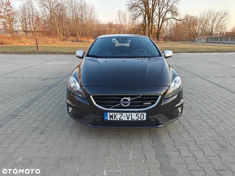 Volvo V40 D4 Drive-E R-Design Kinetic - 2