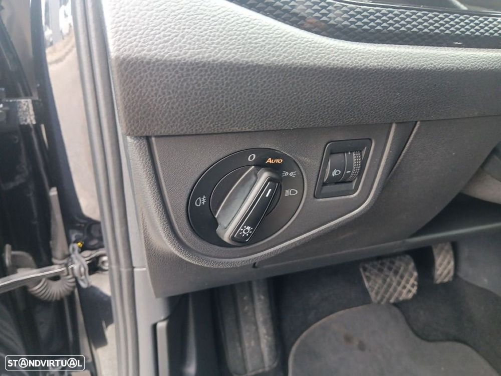 VW Taigo 1.0 TSI Urban DSG - 13