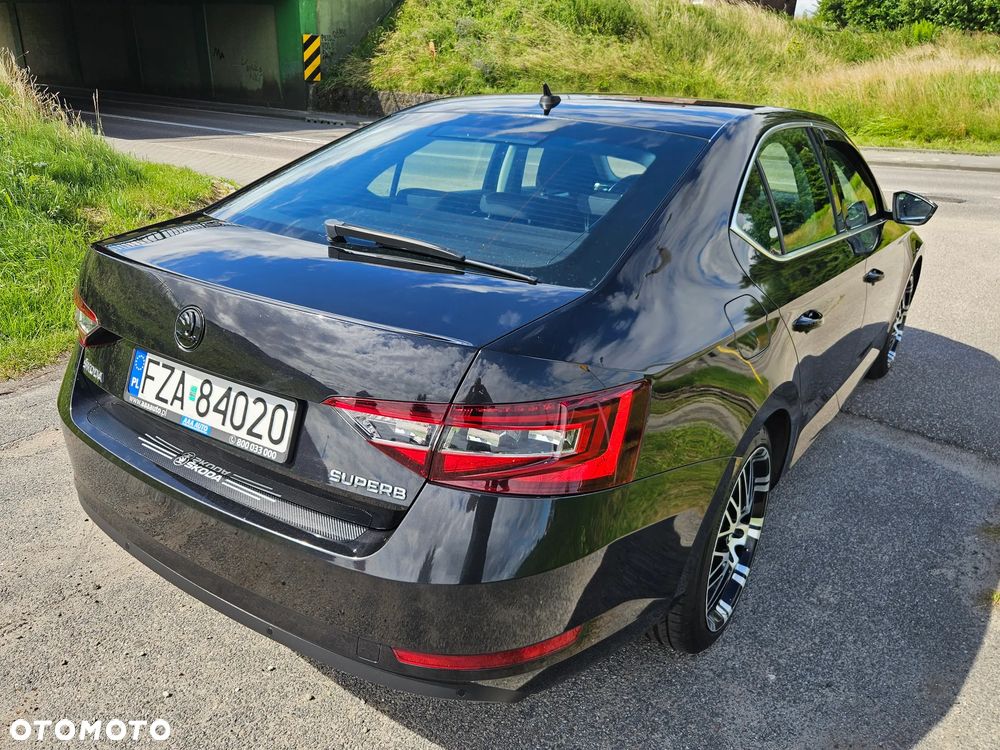 Skoda Superb 2.0 TDI Ambition - 3