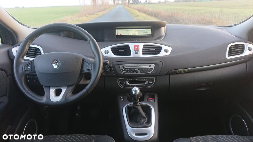 Renault Scenic Energy dCi 110 S&S Dynamique - 11
