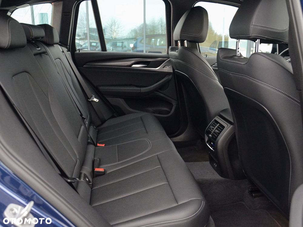 BMW X3 - 33