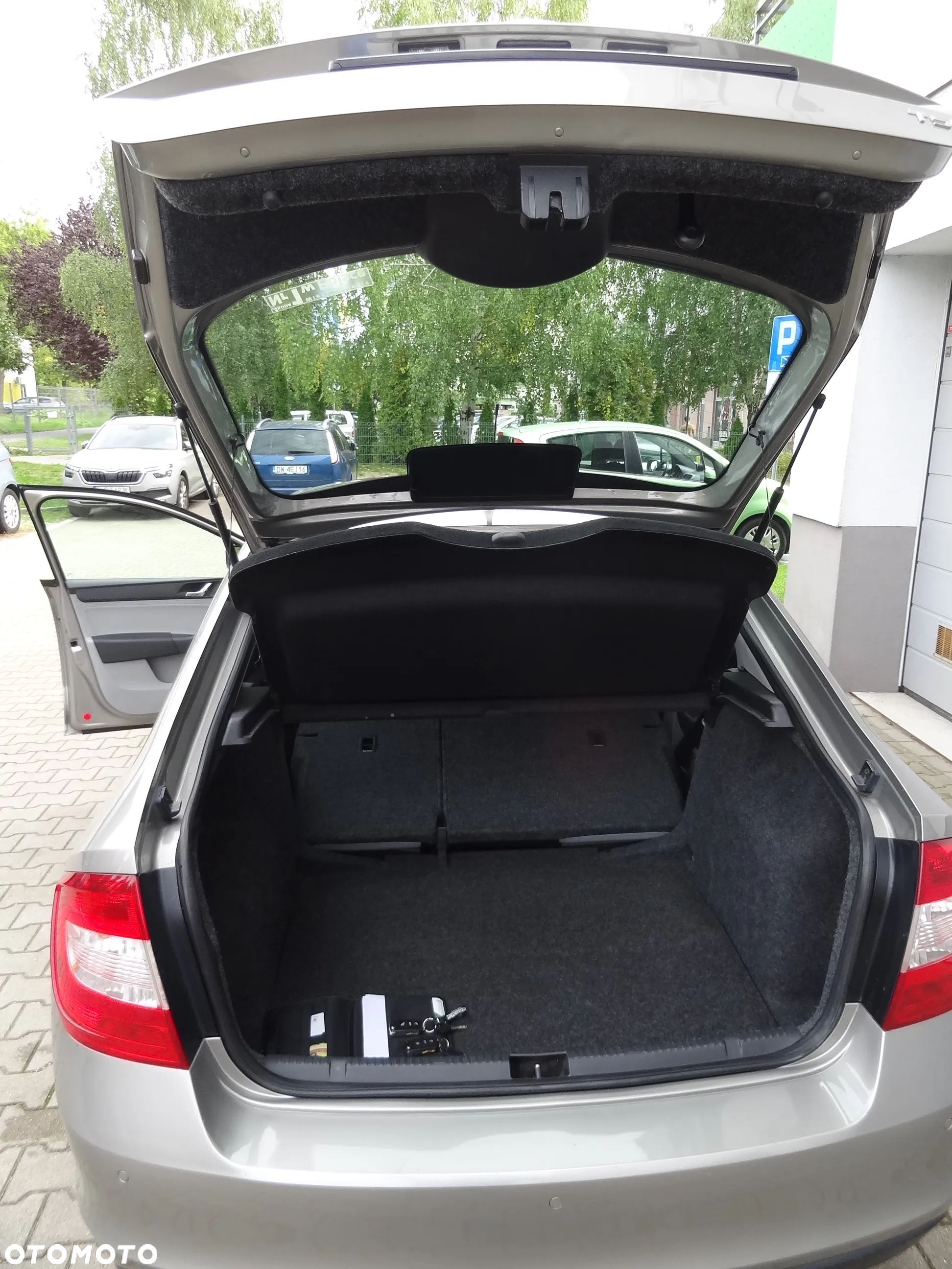 Skoda RAPID 1.2 TSI Active - 26