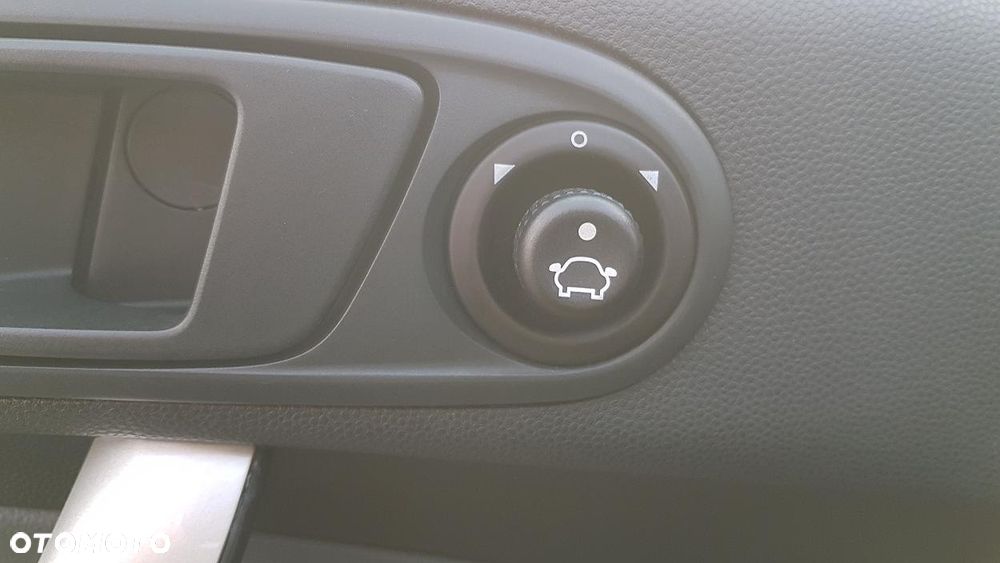 Ford Fiesta 1.25 Titanium - 31