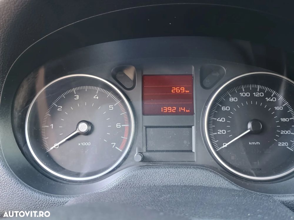 Peugeot 301 1.2 PureTech Active - 13