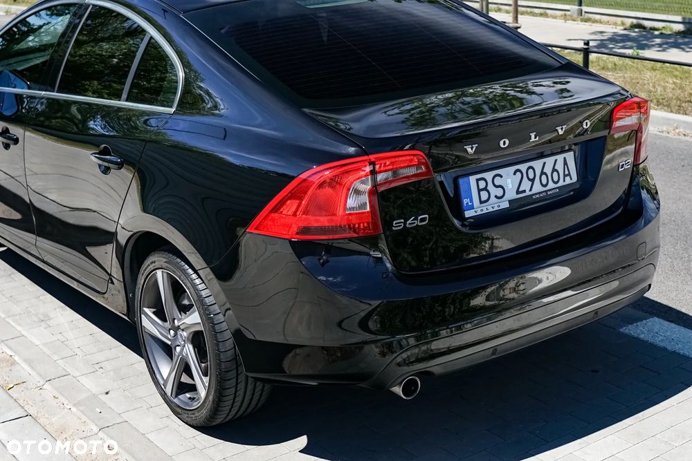 Volvo S60 D2 Drive-E Momentum - 14