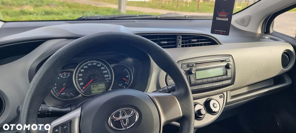 Toyota Yaris 1.0 VVT-i - 13
