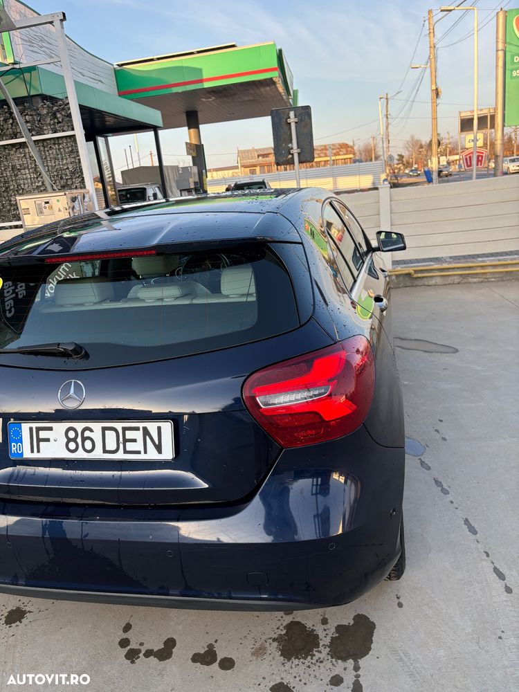 Mercedes-Benz A 180 - 4