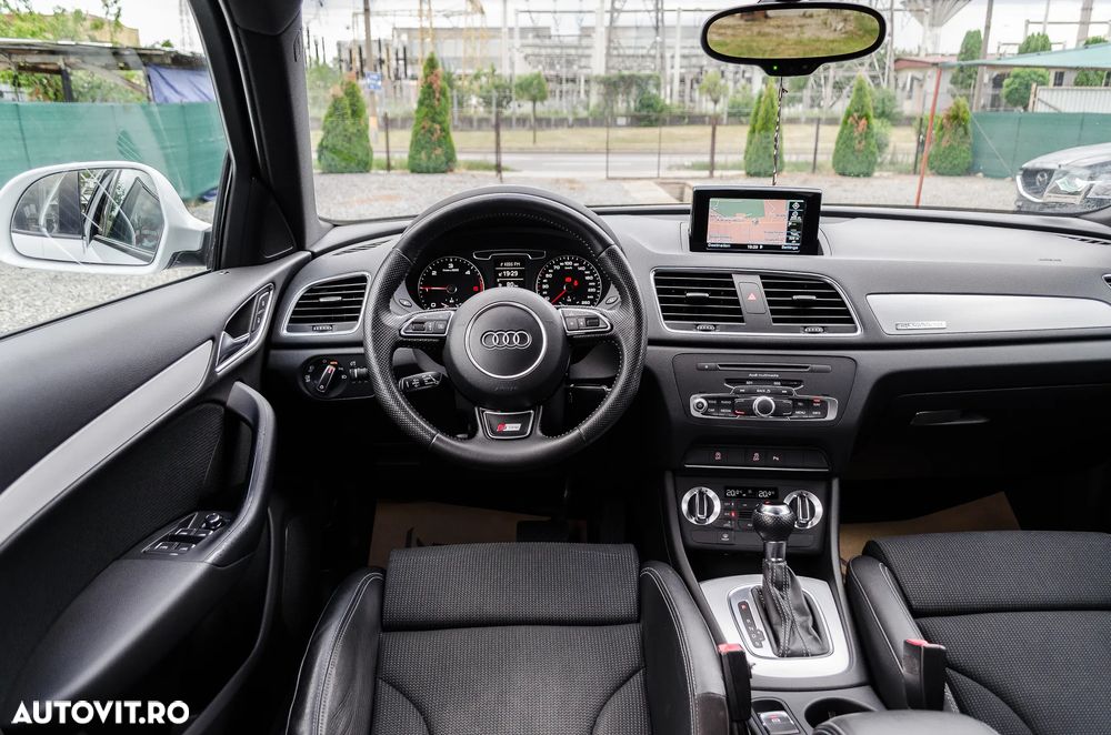 Audi Q3 2.0 TDI Quattro S tronic - 12
