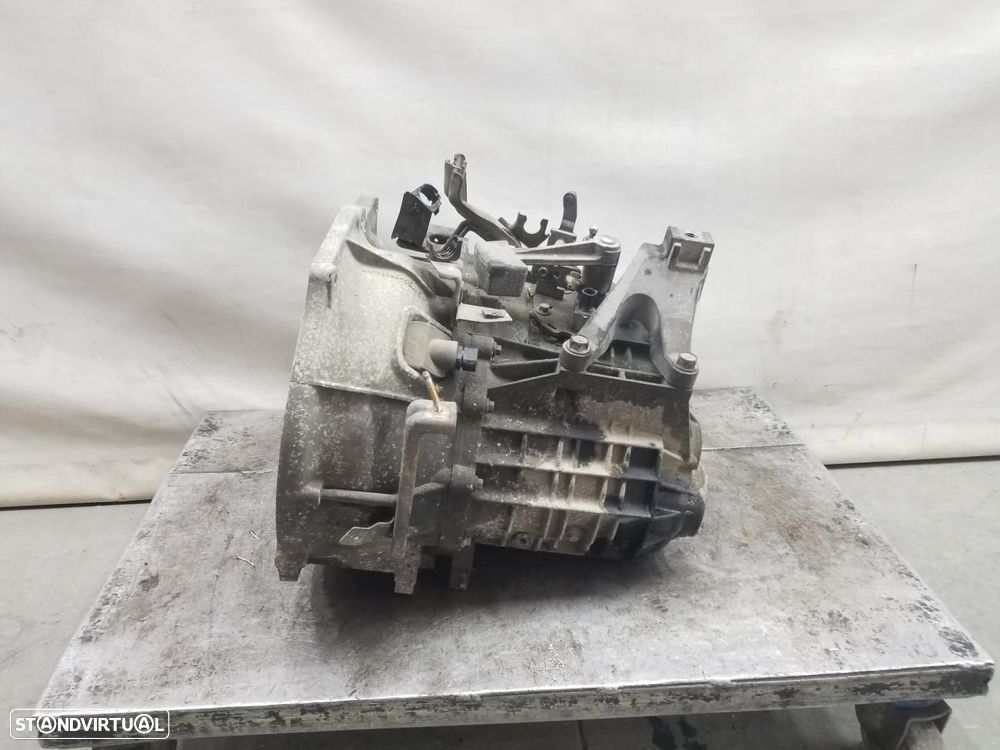 CAIXA DE VELOCIDADES MAZDA 3 BERLINA BK - 1