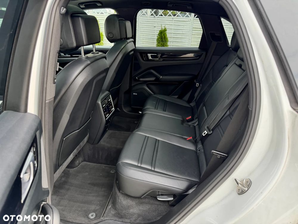 Porsche Cayenne Tiptronic S - 21