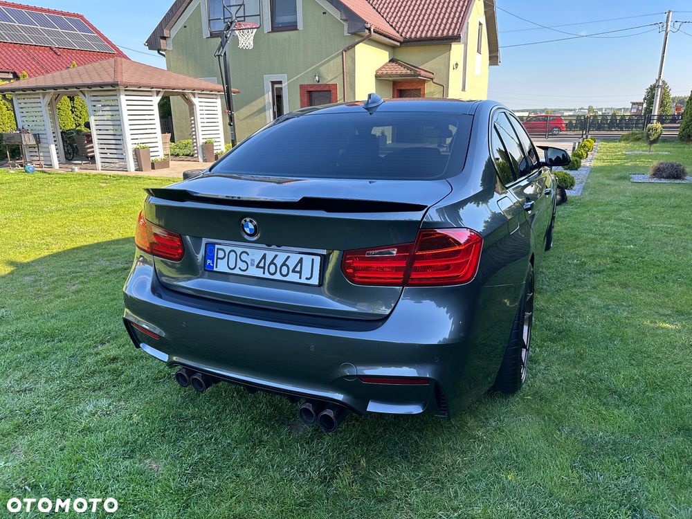 BMW Seria 3 328i Sport-Aut Sport Line - 8