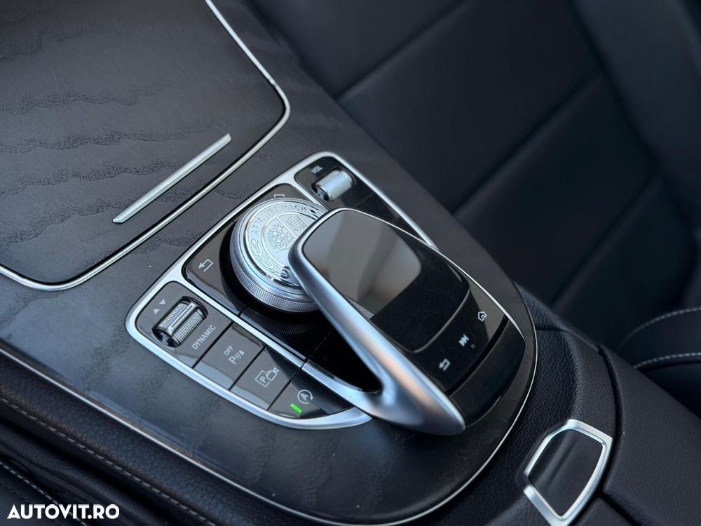 Mercedes-Benz E 220 d 9G-TRONIC AMG Line - 11