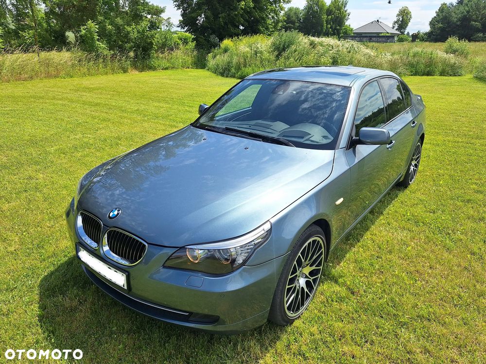 BMW Seria 5 530i xDrive - 23