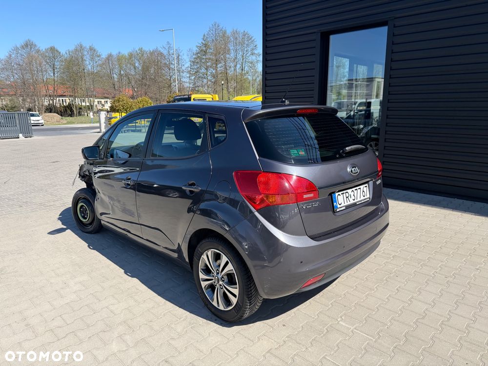 Kia Venga 1.6 CRDi 128 Business Line - 4