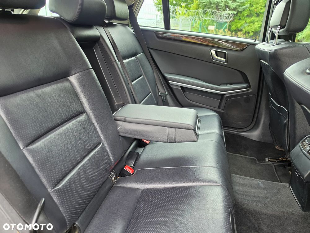 Mercedes-Benz Klasa E 200 CDI 7G-TRONIC Elegance - 6