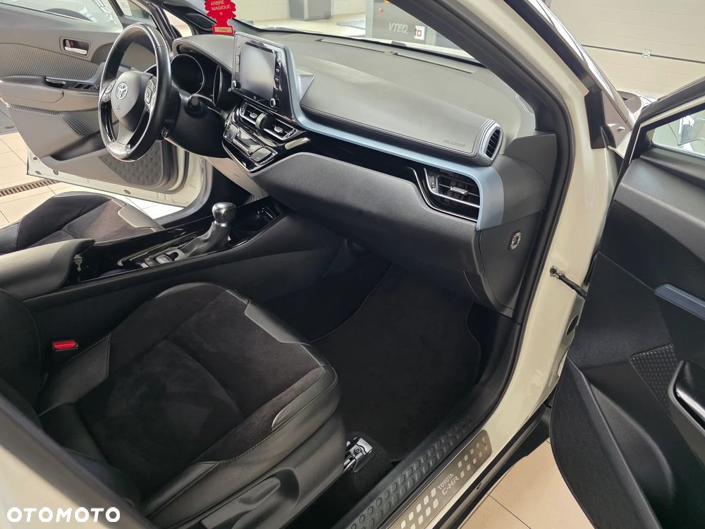 Toyota C-HR 2.0 Business-Edition - 19