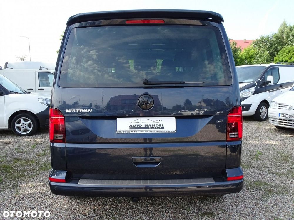 Volkswagen Multivan - 7