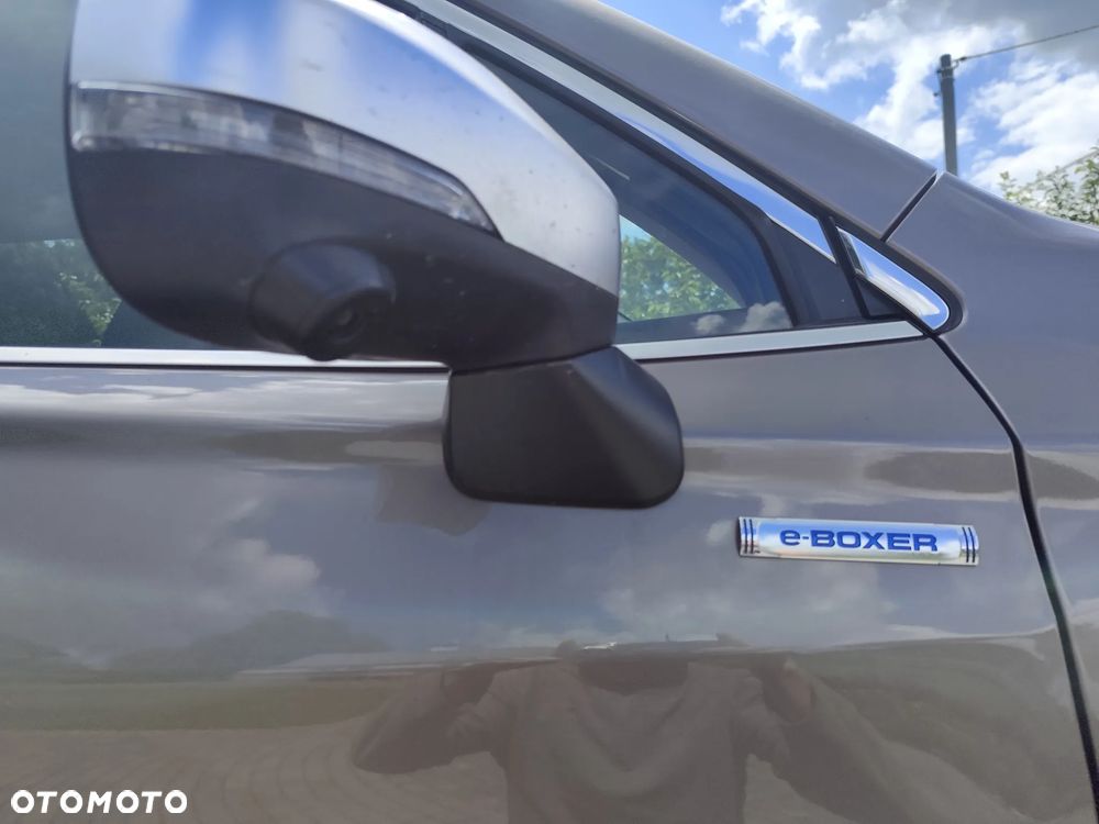 Subaru Forester ver-2-0-i-exclusive-special-eyesight-lineartronic - 33