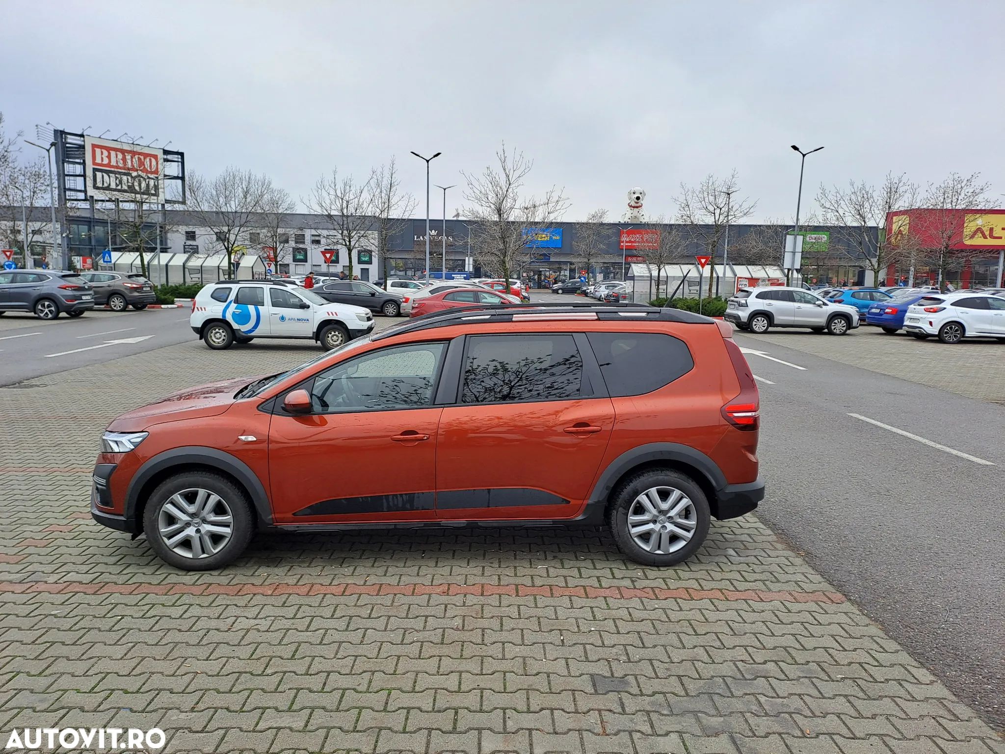 Dacia Jogger 5 locuri ECO-G 100 Comfort - 1