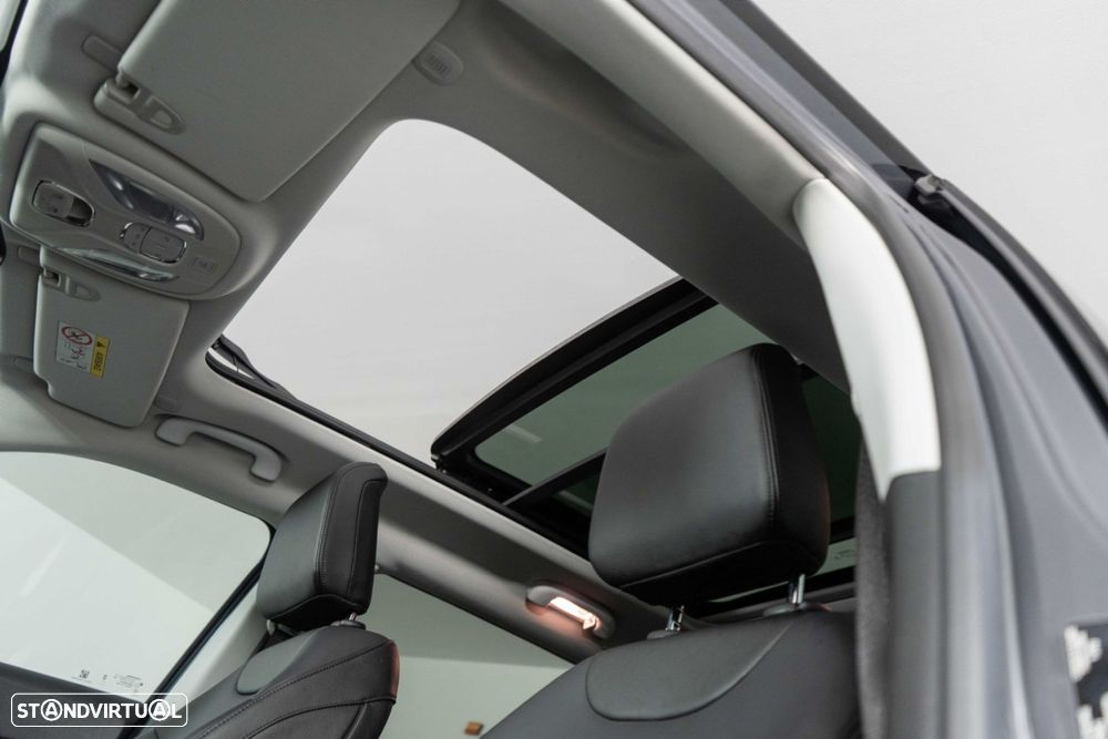 Jeep Compass 1.3 TG S - 24