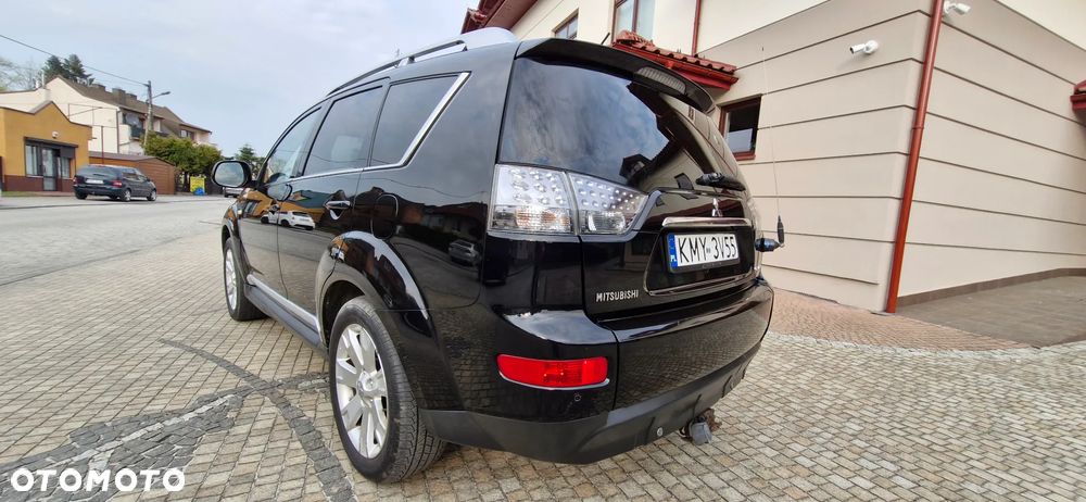 Mitsubishi Outlander 2.0 DID Instyle - 4