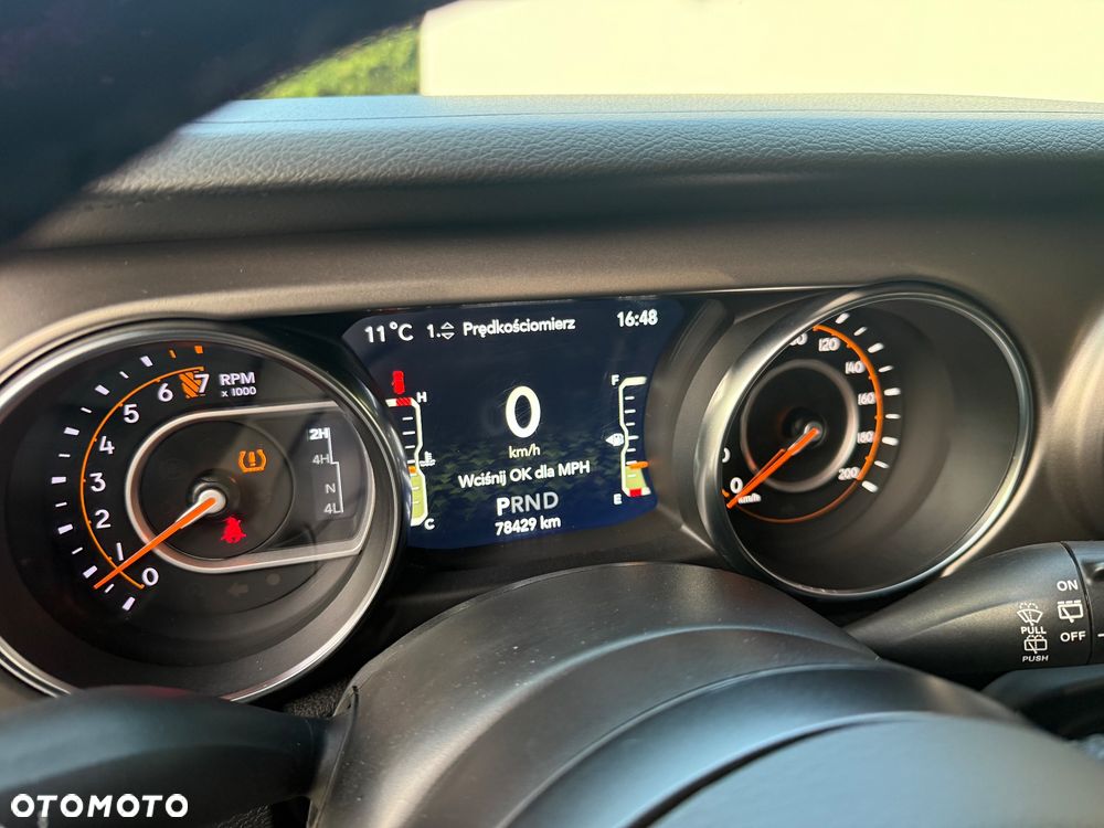 Jeep Wrangler - 14