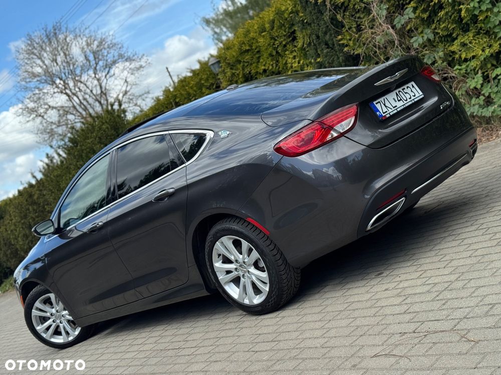 Chrysler 200 - 15
