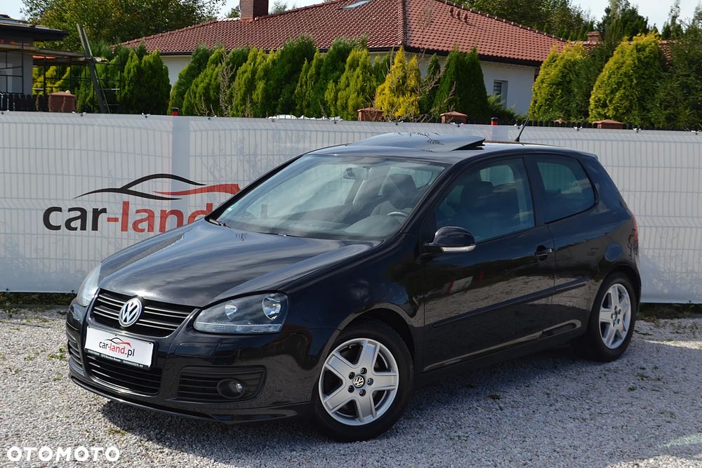 Volkswagen Golf - 6