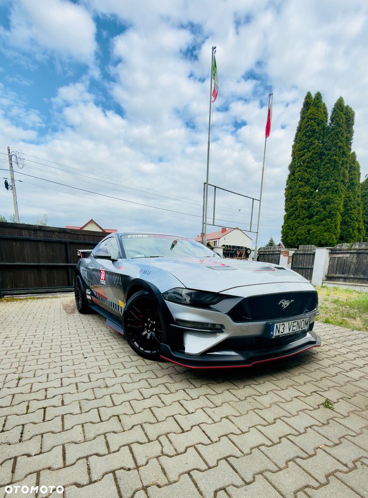 Ford Mustang 5.0 V8 GT - 8