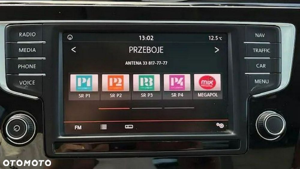 Volkswagen Touran 1.8 TSI BMT Highline DSG - 27