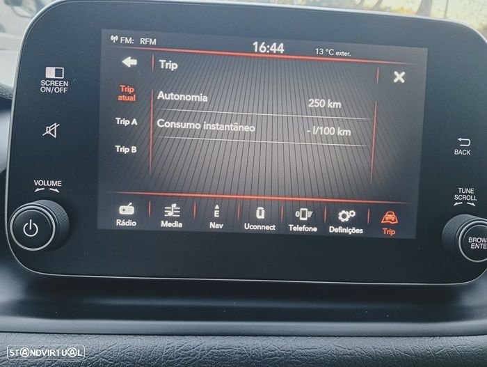 Fiat Tipo Station Wagon 1.3 M-Jet Lounge Tech - 34