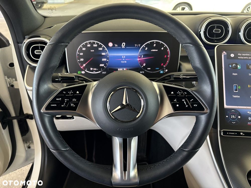 Mercedes-Benz GLC - 12