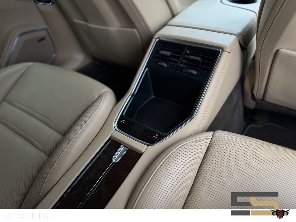 Porsche Panamera 4S E-Hybrid - 16