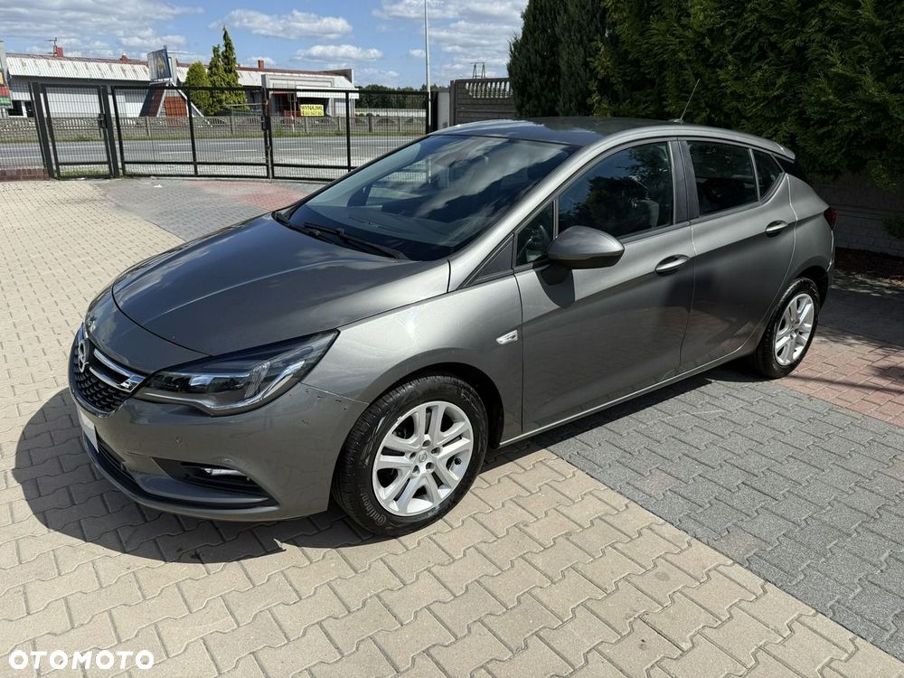 Opel Astra - 1