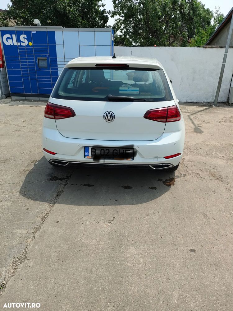 Volkswagen Golf - 5