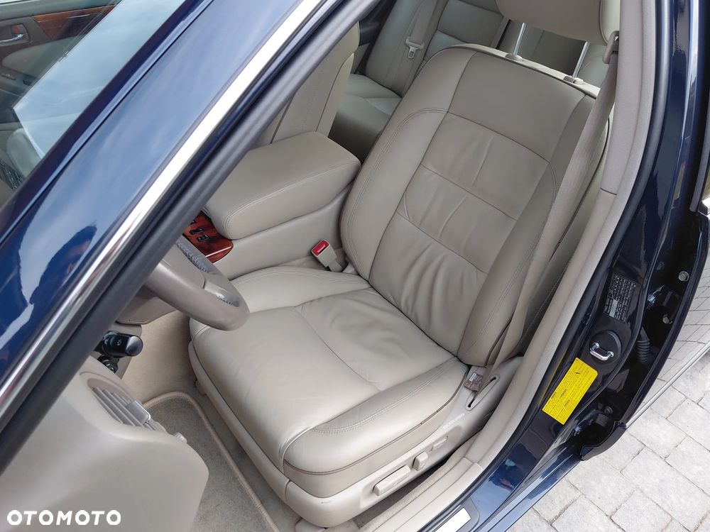 Lexus GS - 12