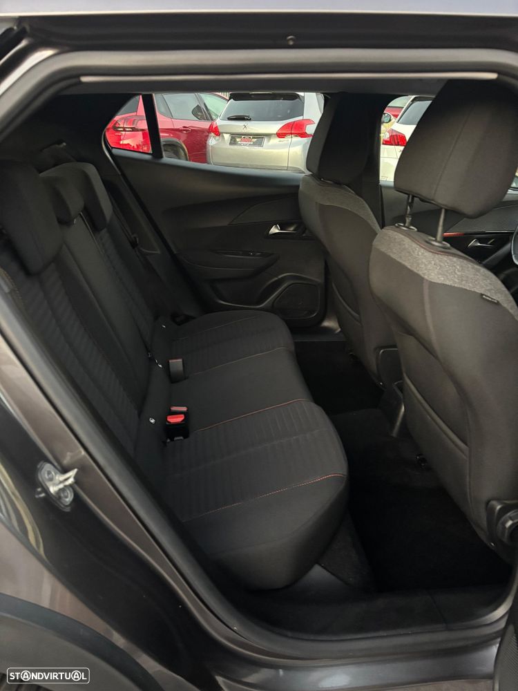 Peugeot 2008 - 10