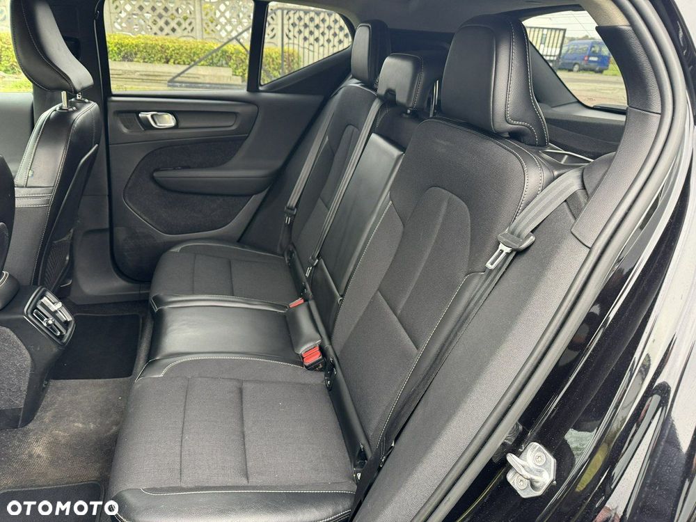 Volvo XC 40 D3 Momentum Pro - 11