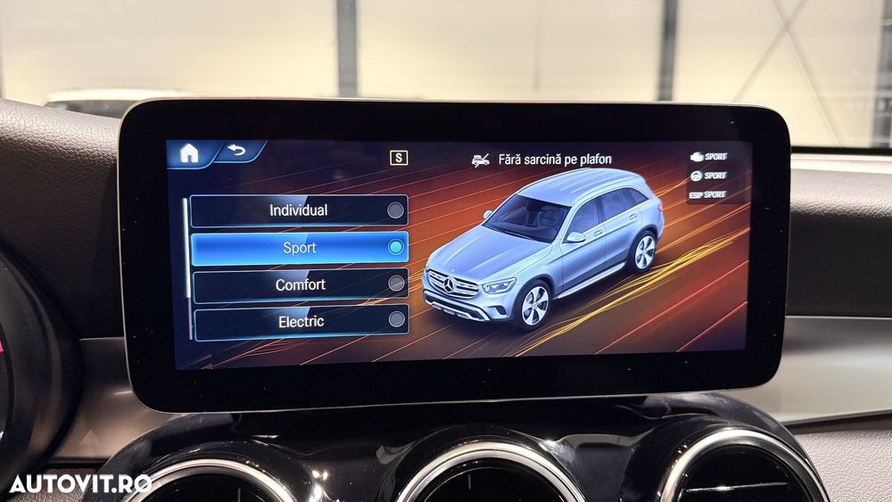 Mercedes-Benz GLC 300 e 4Matic 9G-TRONIC - 30