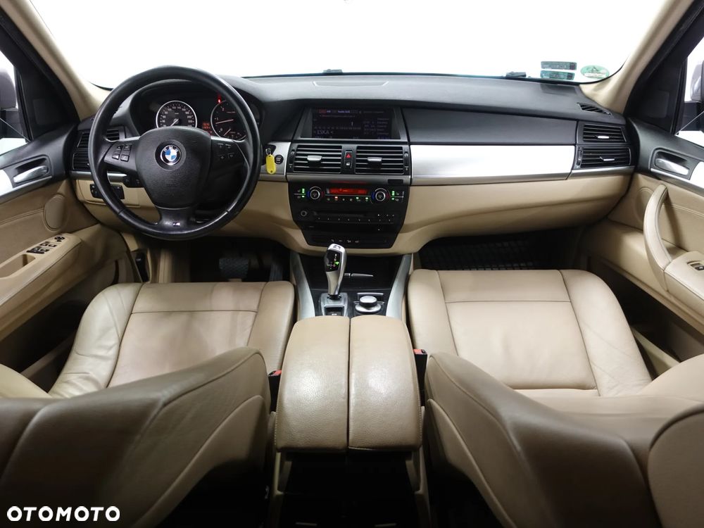 BMW X5 xDrive30d - 29