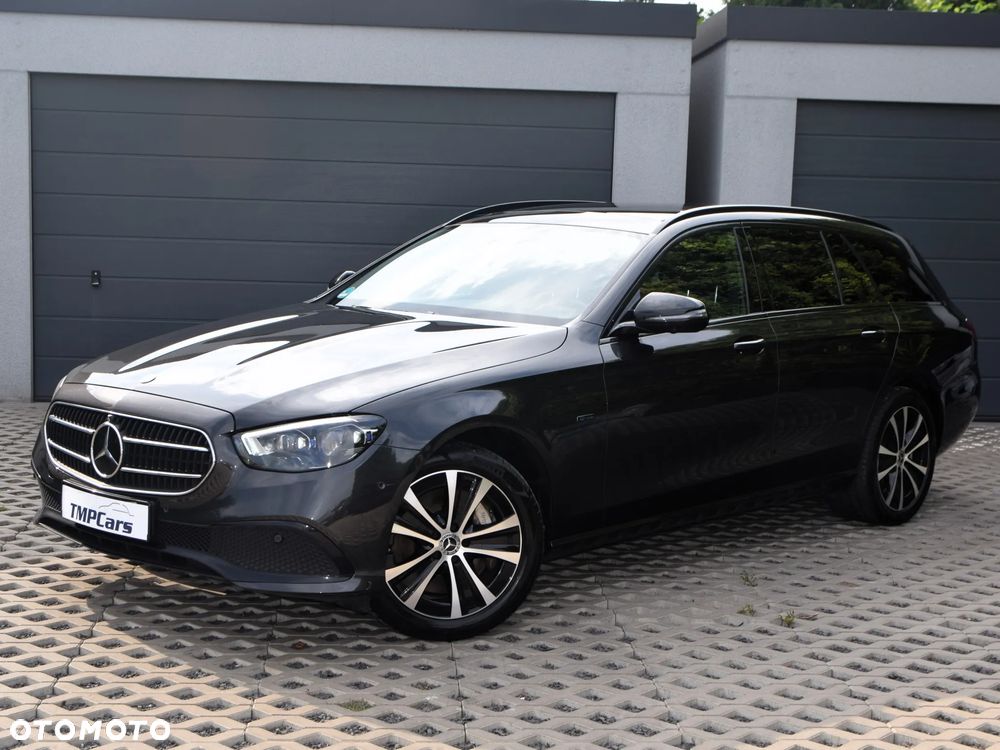 Mercedes-Benz Klasa E 300 de 4Matic 9G-TRONIC - 13
