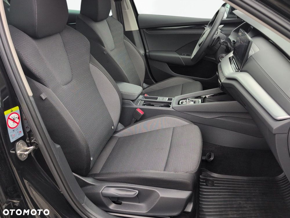 Skoda Octavia 1.5 TSI mHEV Selection DSG - 16