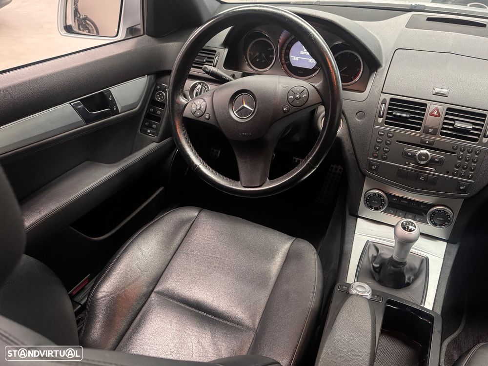 Mercedes-Benz C 220 T CDI Avantgarde - 10